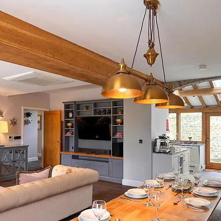 West House - Uk51668 Tatil Evi *