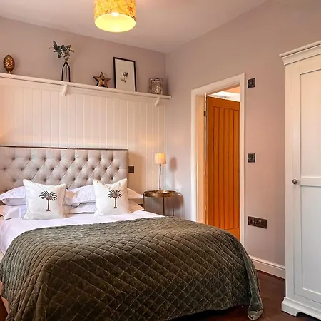 West House - Uk51668 Tatil Evi