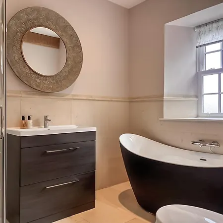West House - Uk51668 Tatil Evi